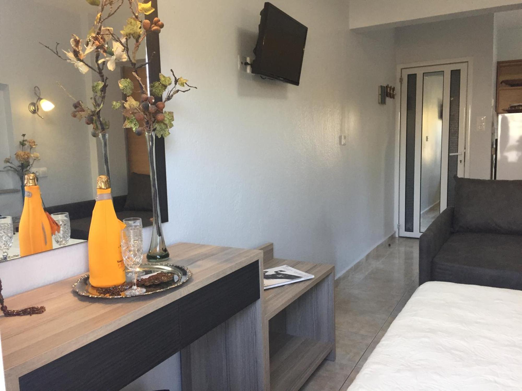 Litsa Haus Estate Residences & Suites - Adults Only & Kids 8 Plus- Asprovalta Extérieur photo